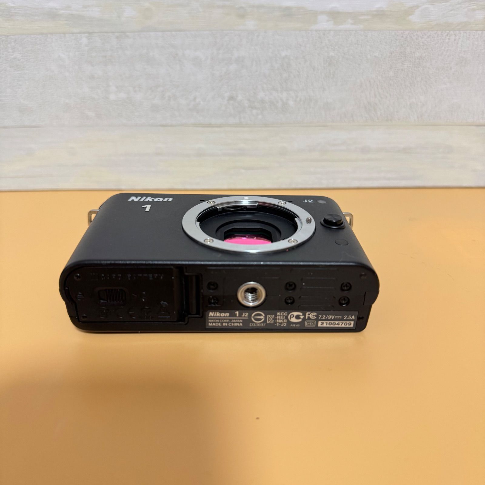 ニコン　J2+NIKKOR10-30/3.5-5.6VR付ジャンク品。 Nikon 1 nikkor VR 10-30mm f/3.5-5.6 lens J1 J2 J3 J4 J5 V1 V2 V3