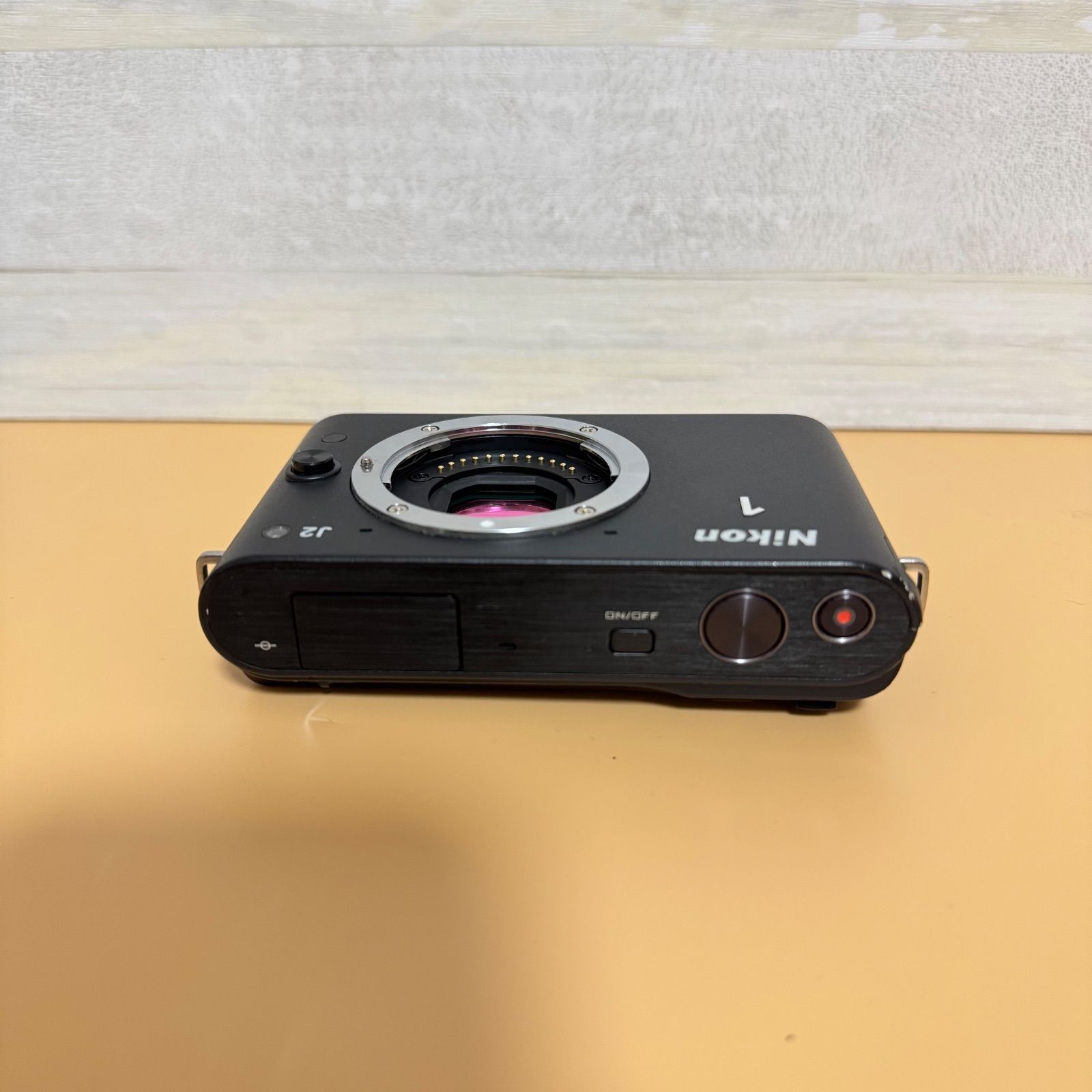 ☆まとめ売り☆ Nikon ニコン 1 J2 + 1 NIKKOR 10-30mm F3.5-5.6 VR