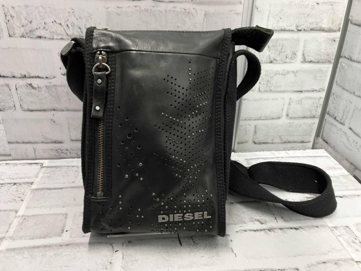 ディーゼル ショルダーバッグ スタッズ レザー Y2K アーカイブ 黒