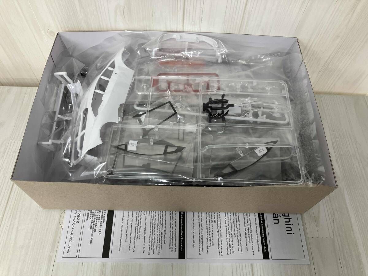 未組立 プラモデル アオシマ 1/24 '14 ランボルギｰニ ウラカン ホワイト プリペイントモデル No.04-B