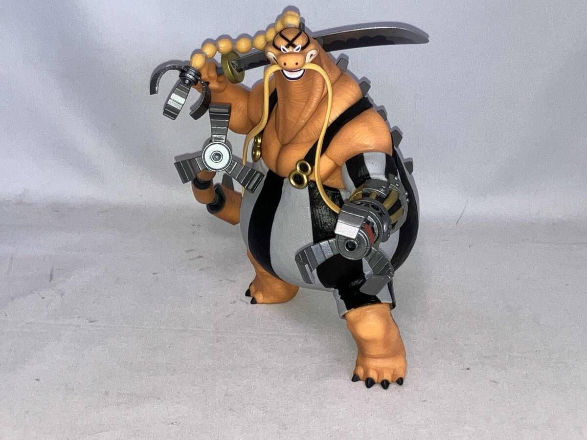 D賞 クイｰン 両翼決戦 一番くじ ワンピｰス 両翼決戦 ワンピｰス - メルカリ