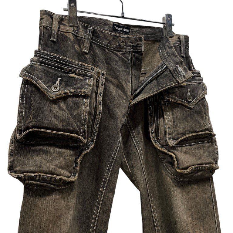 YASUYUKI ISHII ブラックデニムスタッズダメージ加工カーゴポケット