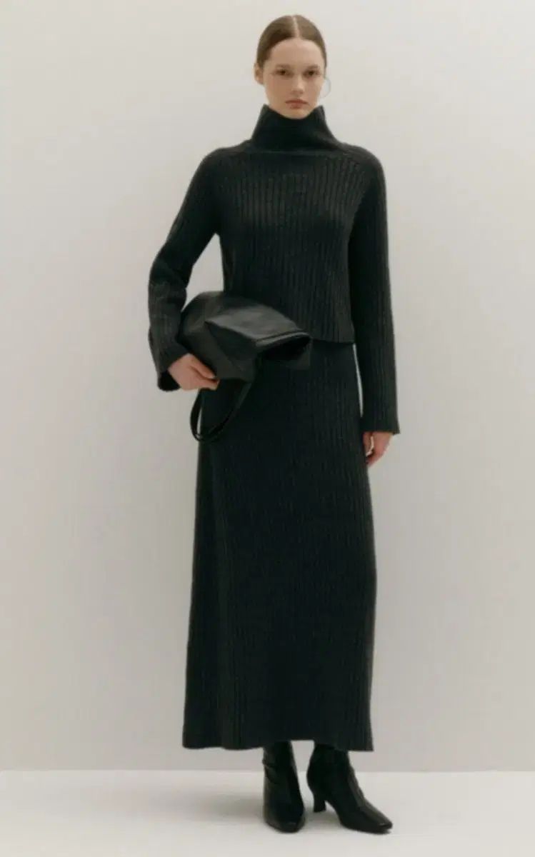 シエ マイル リブド ニット スカート 抜け感 その他 