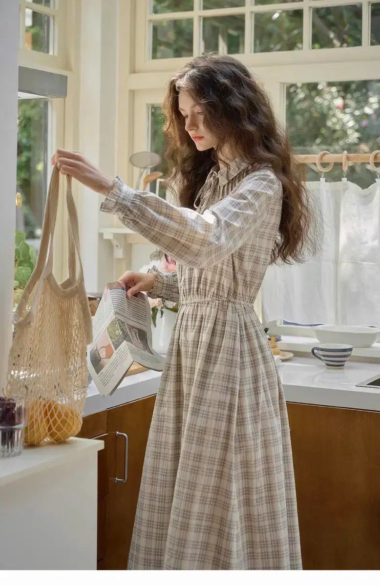 55 シンプルレトロ リーリボンカラ ヴィンテージ CHECK ロング ONE PIECE ビンテージワンピース