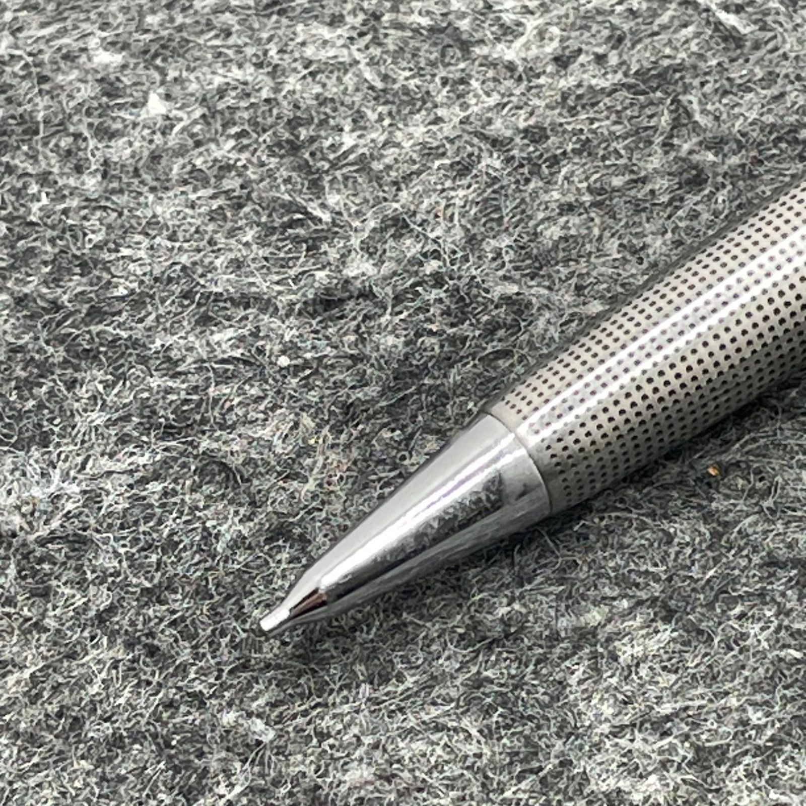 PE1174□PILOT ノック式シャープペンシル0.5㎜芯 水玉 蝕刻 レトロ