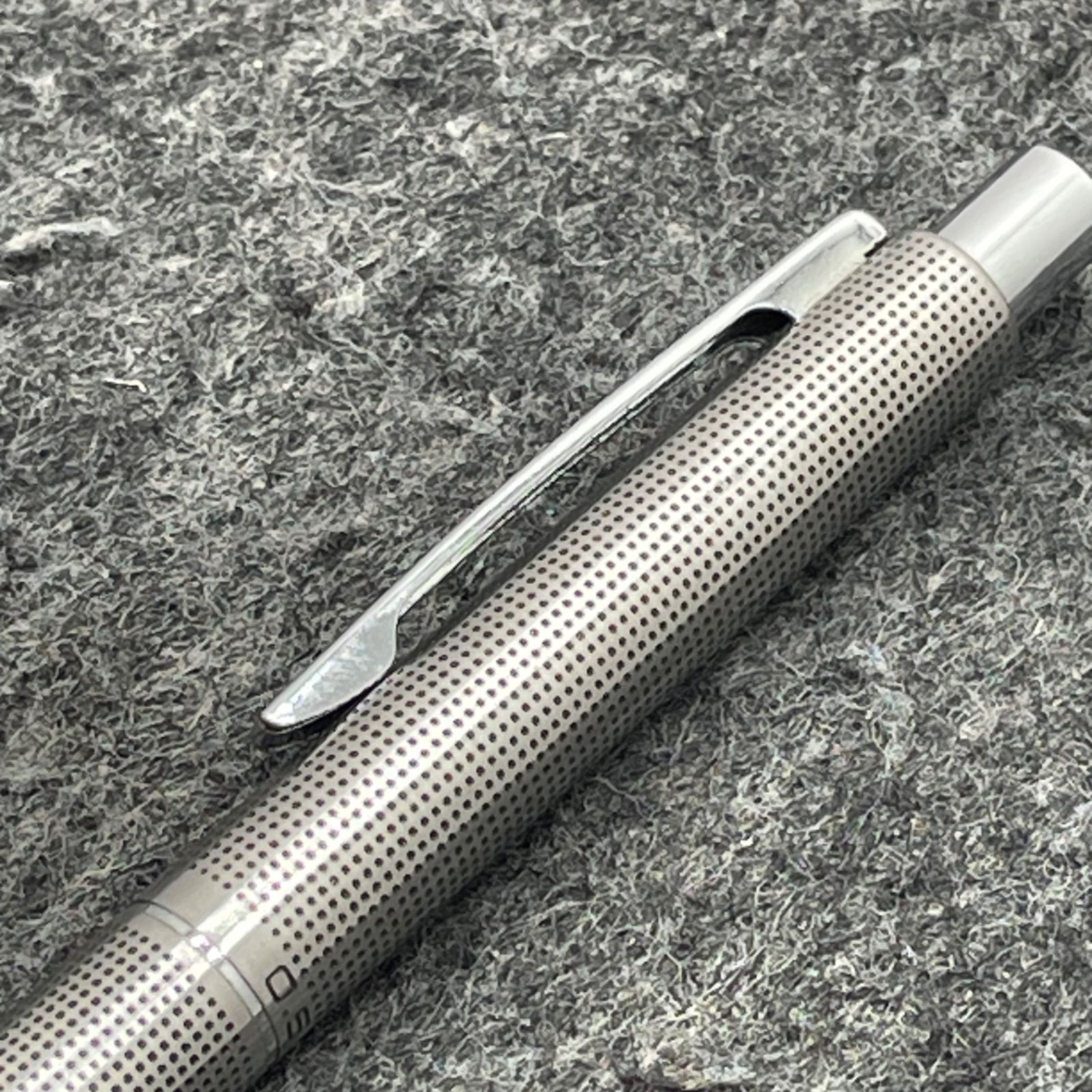 PE1174□PILOT ノック式シャープペンシル0.5㎜芯 水玉 蝕刻 レトロ