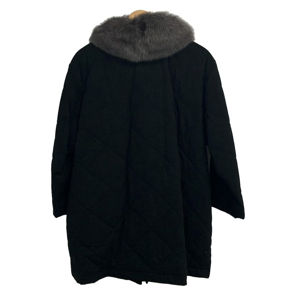 クレージュ コート サイズ9 AR S レディース - 黒×ダークグレー 長袖 フェイクスエード フォックス 中綿 ジップアップ 冬