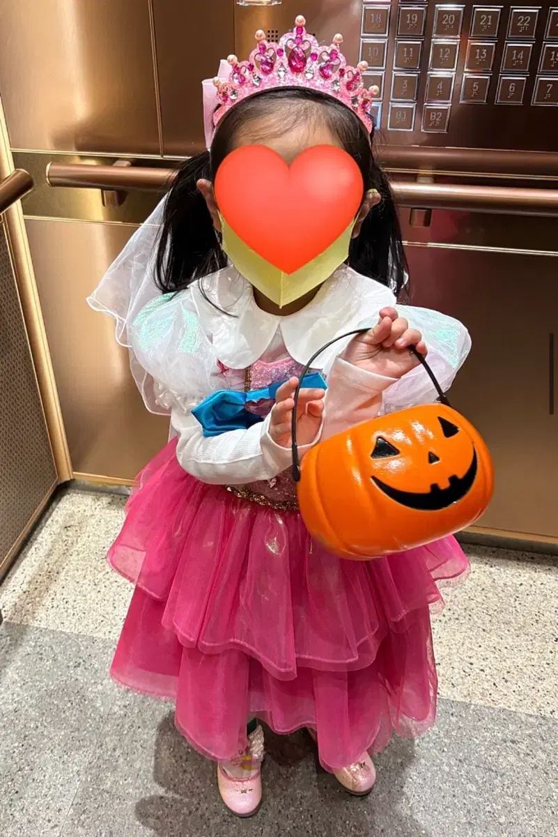 ティニーピングドレス