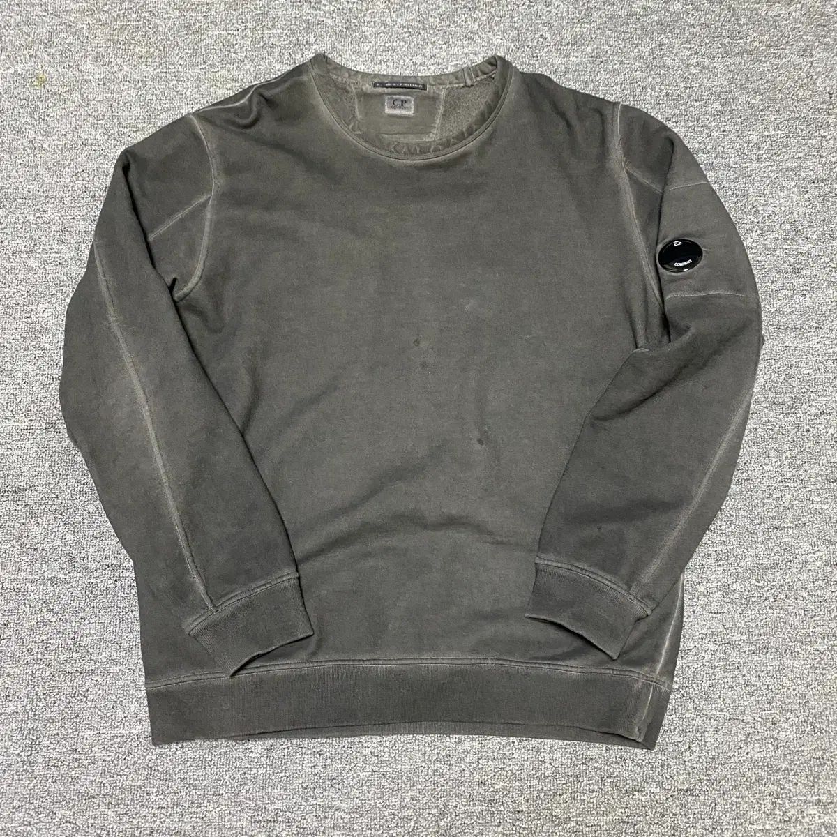 C.P. COMPANY トップ シーピーカンパニー ウォッシュ ブラック