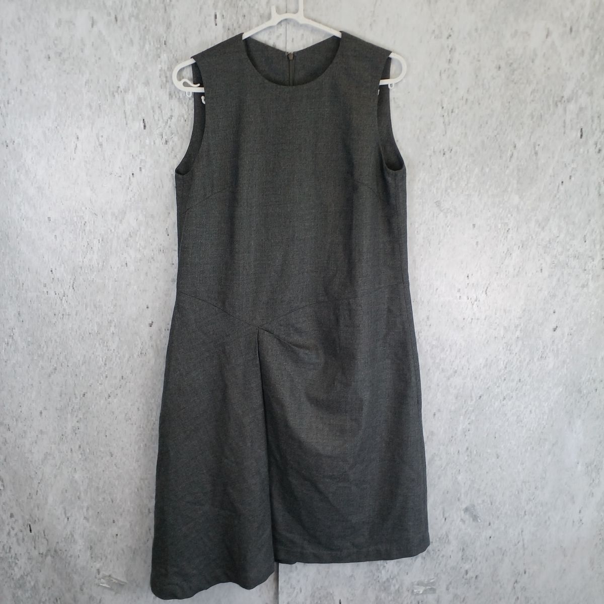 blancvert ブランベール ツイスト タック入り ウール素材 アシンメトリー ワンピース グレー レディース 〇