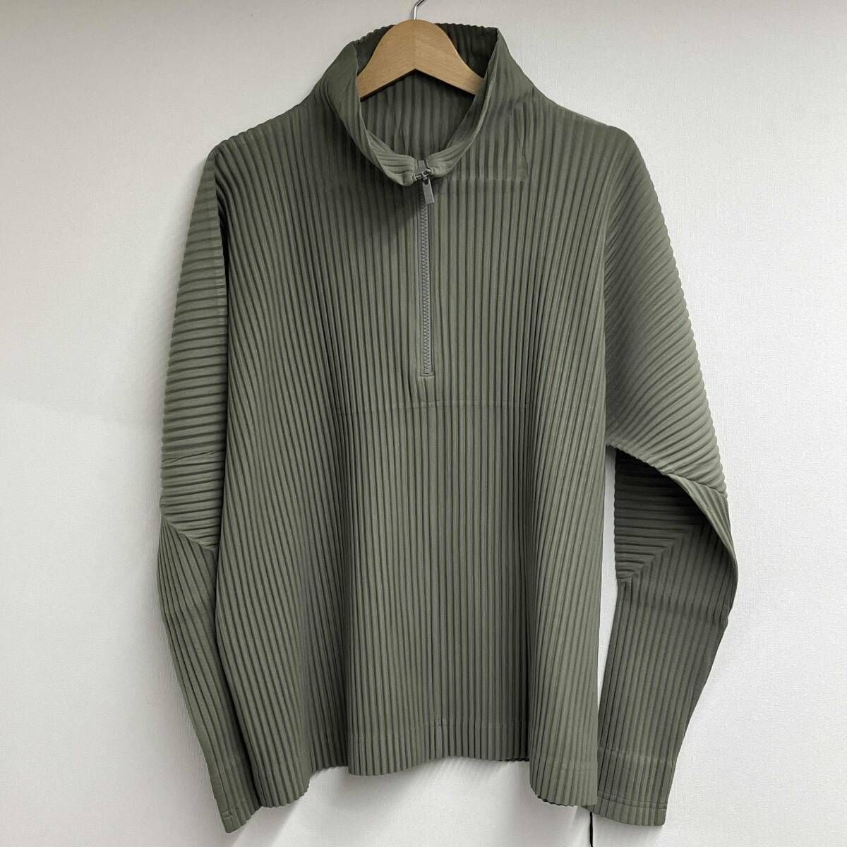 ISSEY MIYAKE HOMME PLISSE／NOVEMBER／ハーフジッププルオーバー