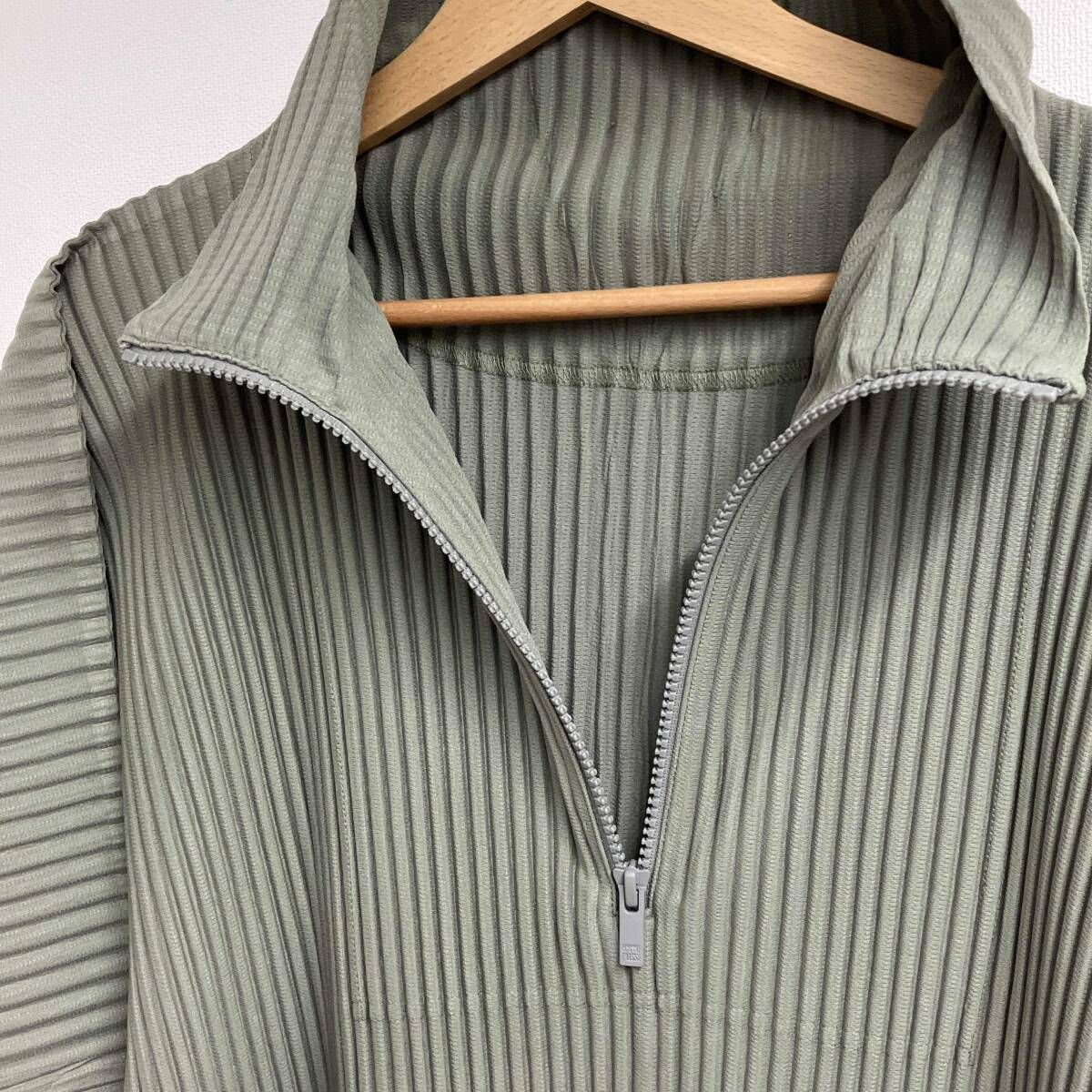 ISSEY MIYAKE HOMME PLISSE／NOVEMBER／ハーフジッププルオーバー