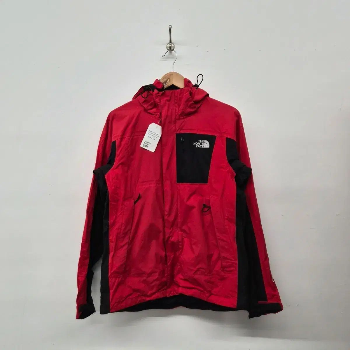 THE NORTH FACE ザノースフェイス レッド ブラック ウィンドブレーカー ジャケット メンズ S