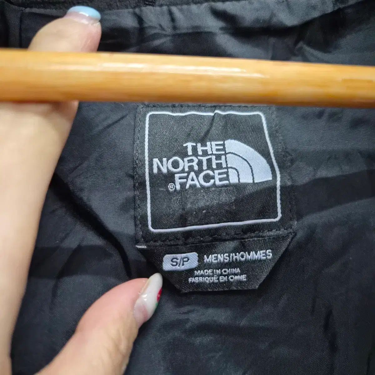 ウィンドブレーカー