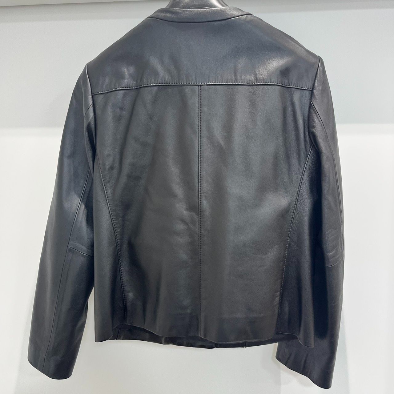 23区 シープレザージャケット スナップボタン ノーカラー スナップ