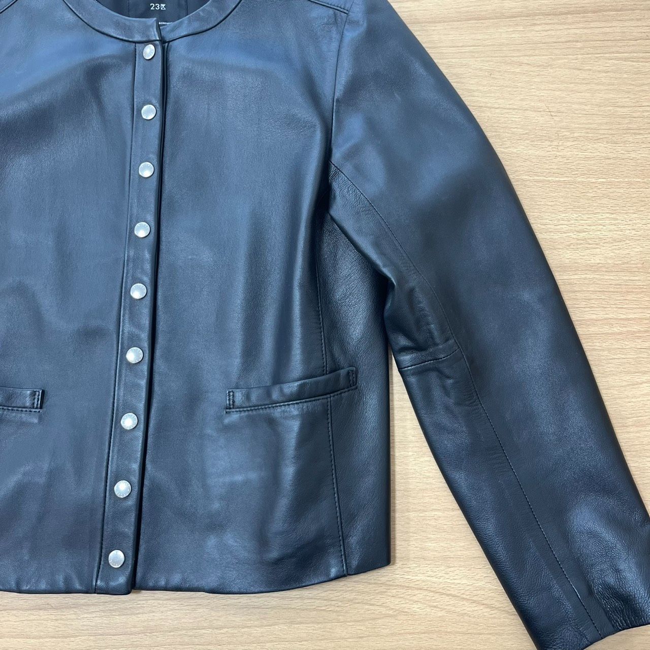 EL6】 23区 シープ レザー 購入 ジャケット ノーカラー スナップボタン