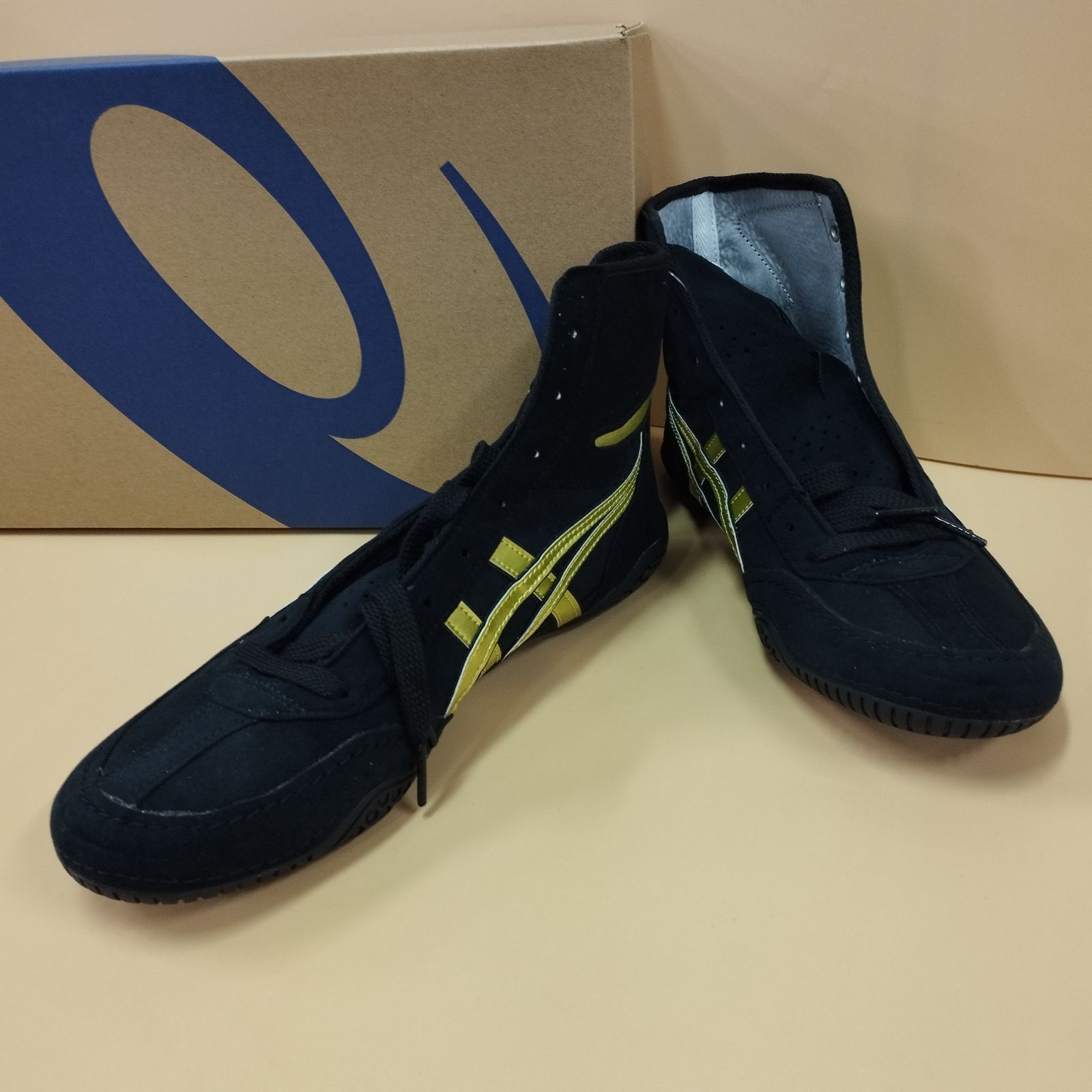 D28539】レスリングシューズ ブラックxゴールドスペシャルオーダー