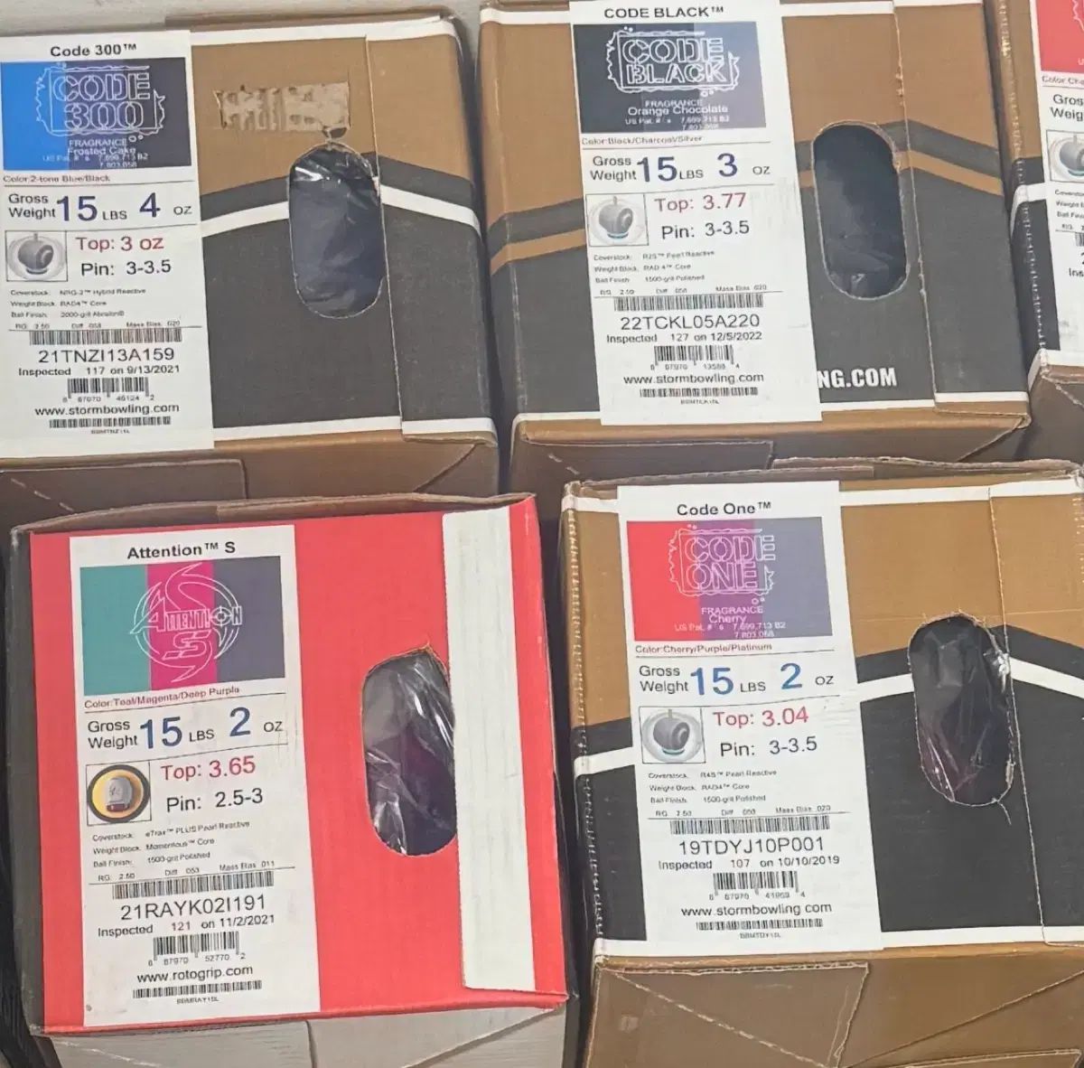 ストーム コード300 コードブラック AttentionS コードONE 新 ボーリングボール