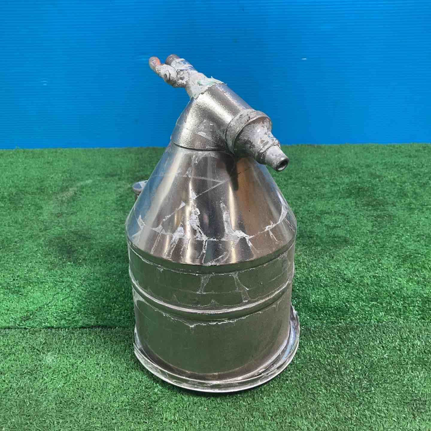 アネスト岩田等