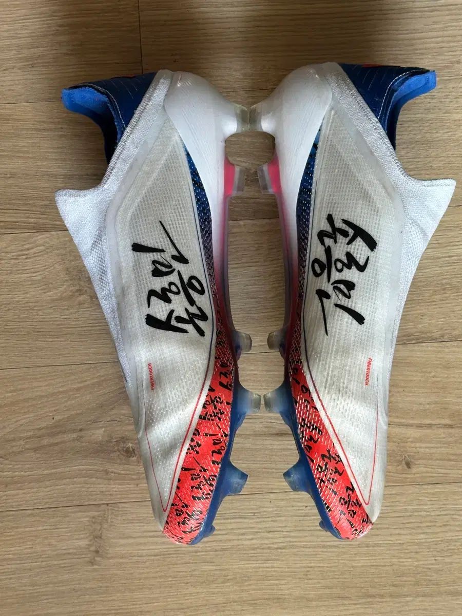 サッカーシューズ