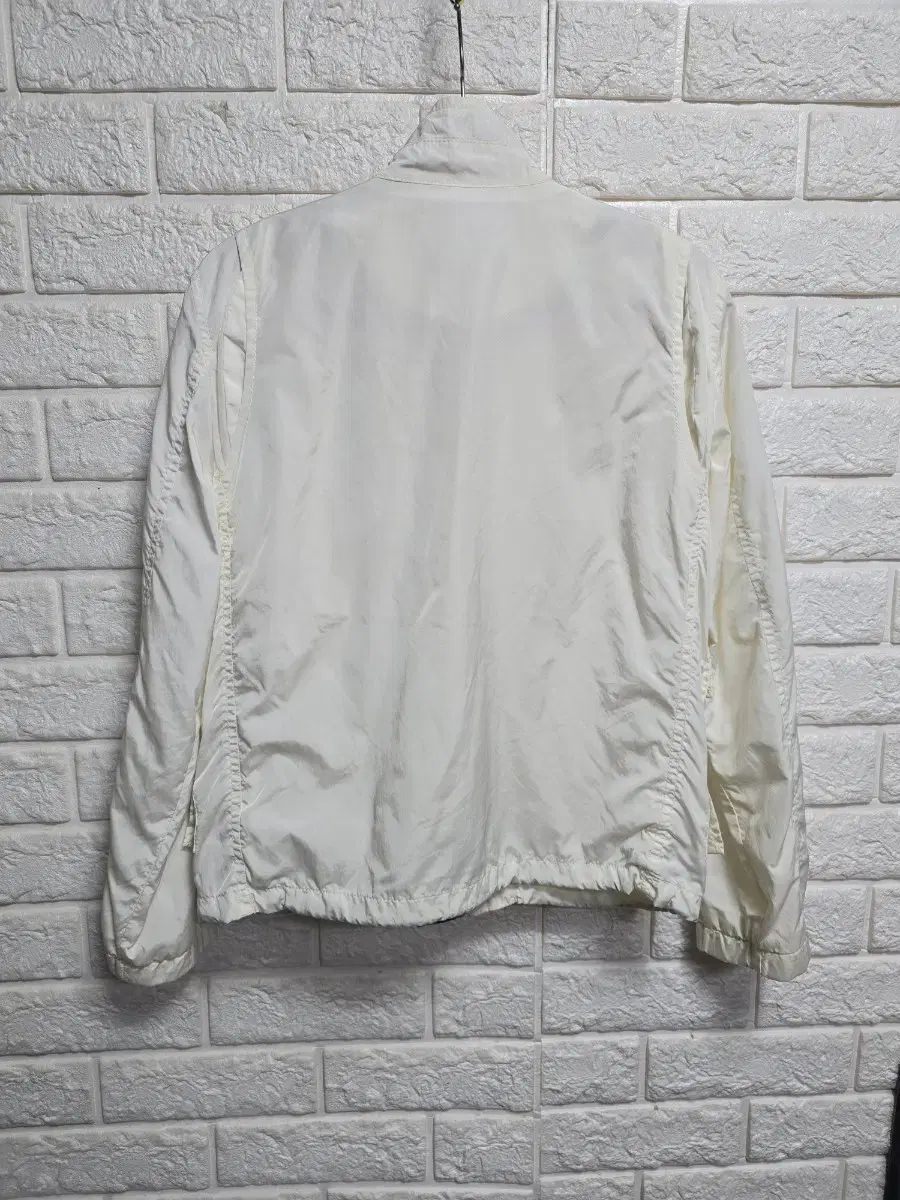 バーバリー キッズ ウィンドブレーカー アウター 12 A