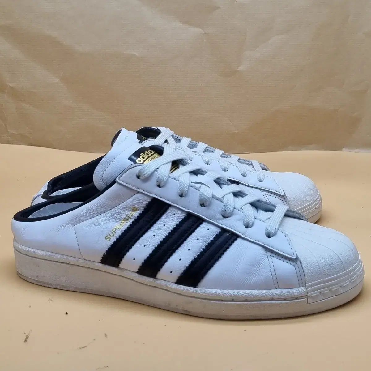 スーパースター adidas ミュールスニーカー スニーカー 定価11000円