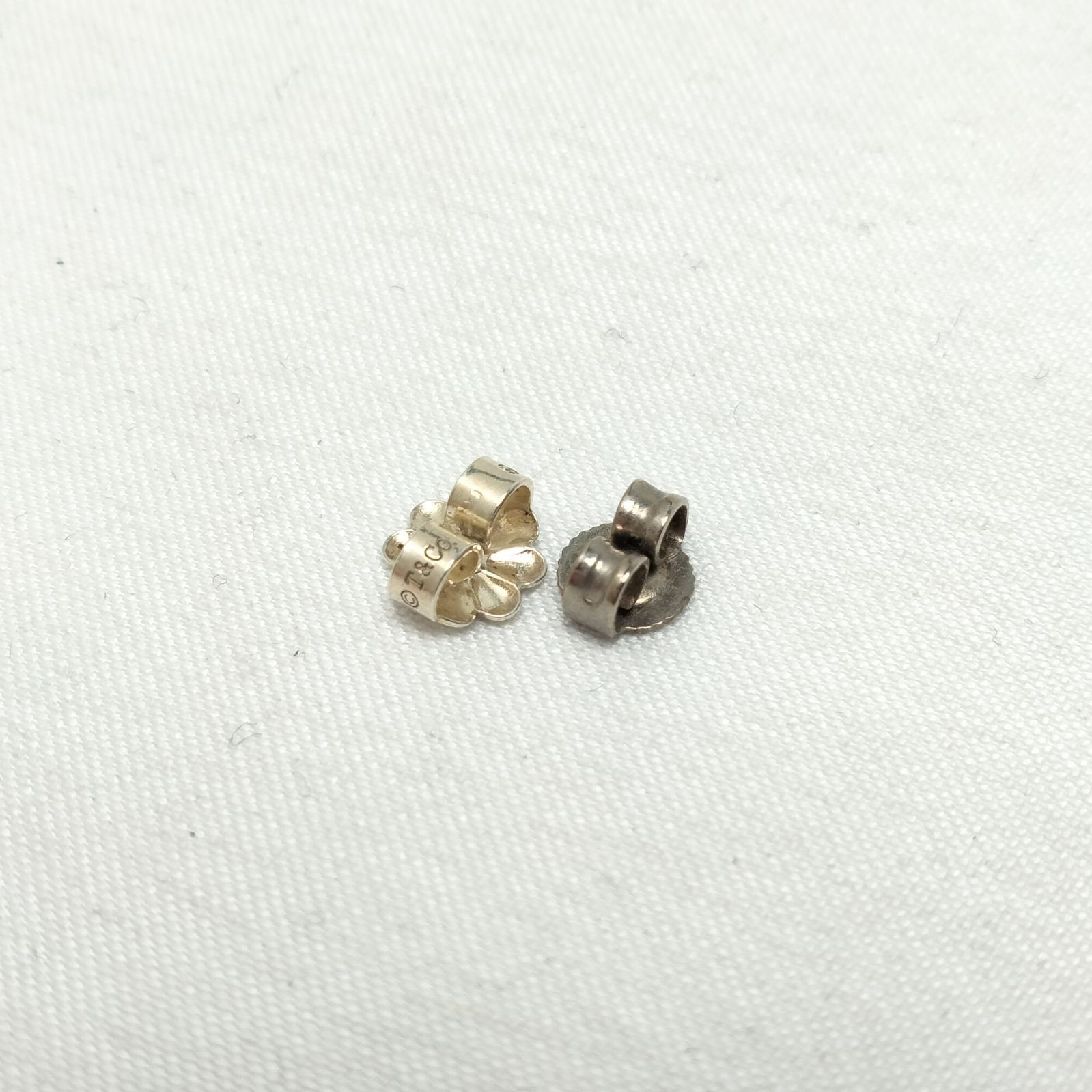 ✨Tiffany オファー & Co.✨ティファニー ハートリンクピアス シルバー