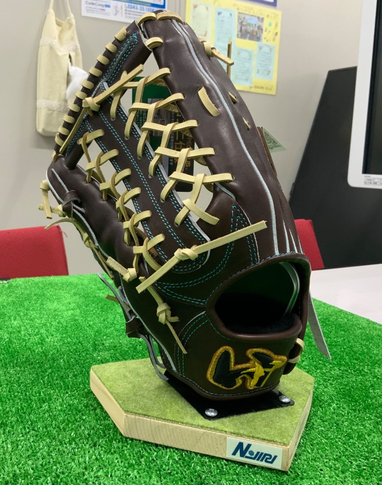 年末年始SALE‼️ 30％OFF 新品 ワールドペガサス硬式用グラブ左投外