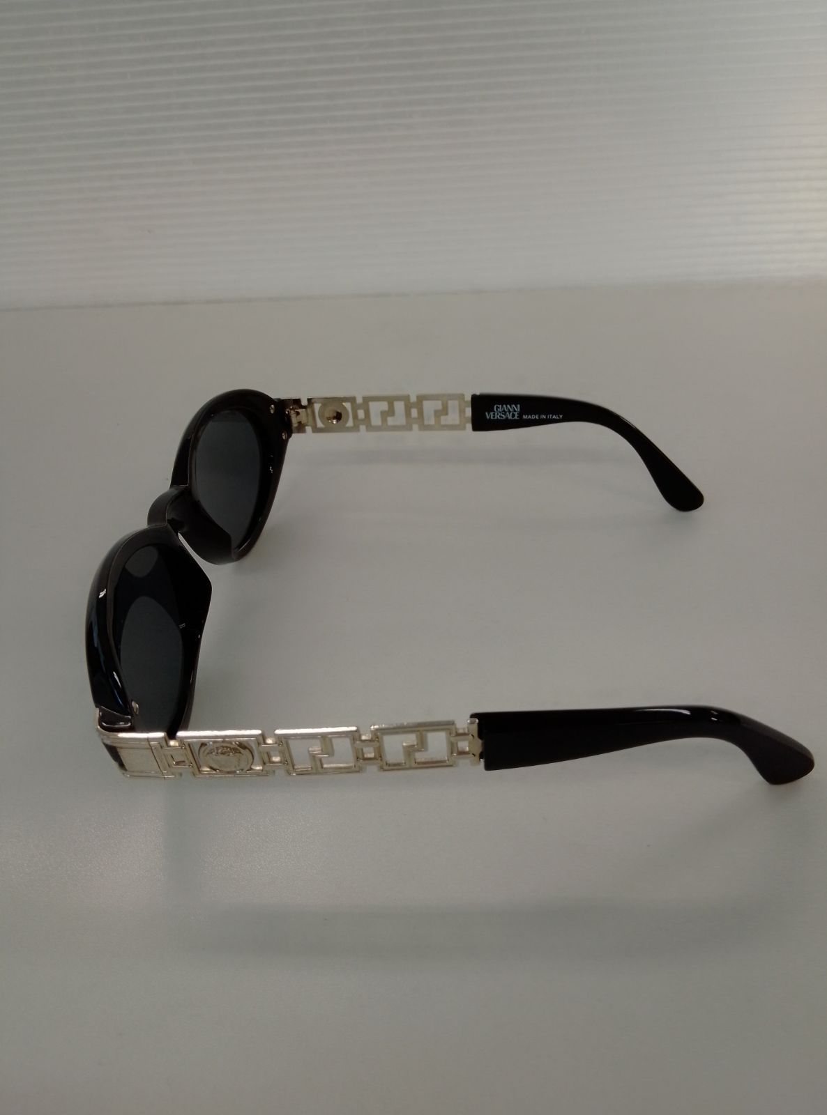 ANZ18 ジャンニヴェルサーチ 美品 メデューサ サングラス メンズ