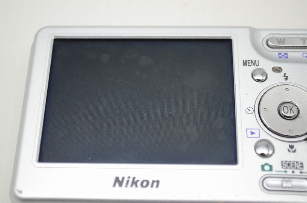 Nikon ニコン COOLPIX S1 コンパクトデジタルカメラ シルバー 251205g