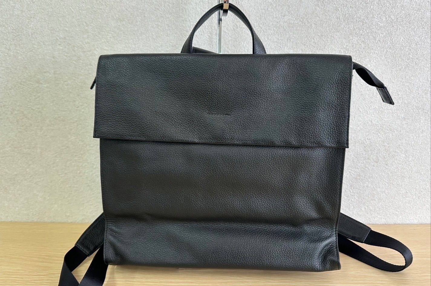 EAR リュックサック バックパック ブラック