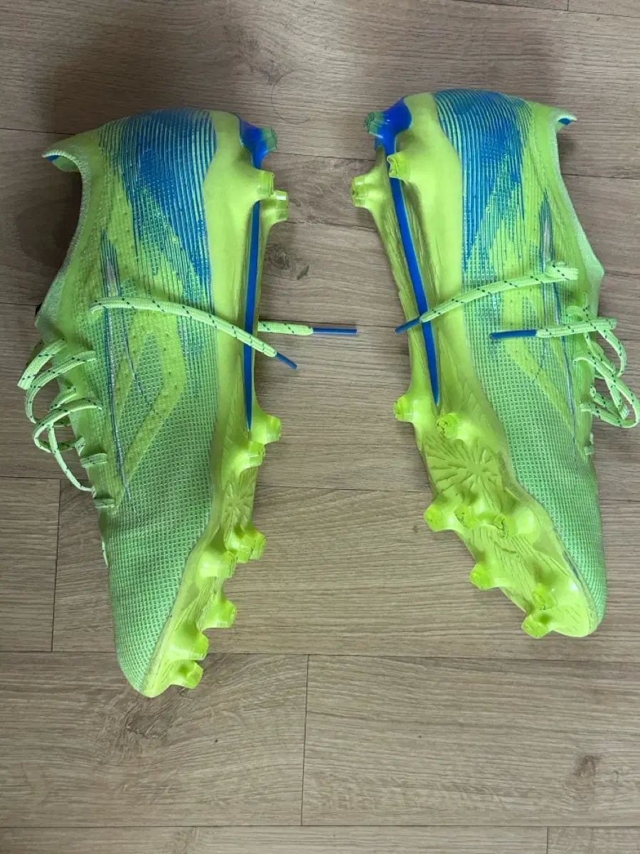 プーマ ウルトラ5 FG