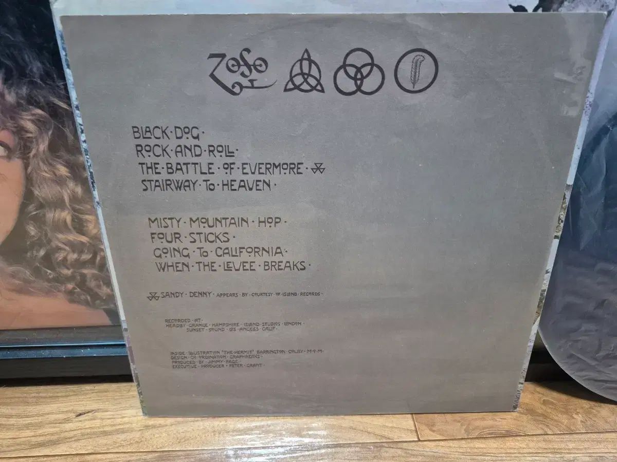 赤 ツェッペリン Led 注文 Zeppelin IV LP アルバム（日本版） Led