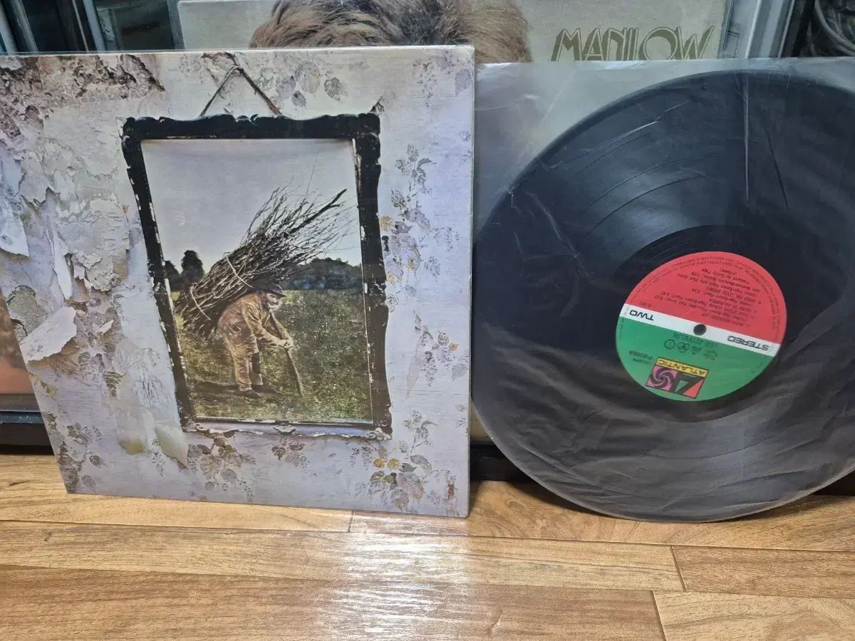 赤 ツェッペリン Led 注文 Zeppelin IV LP アルバム（日本版） Led