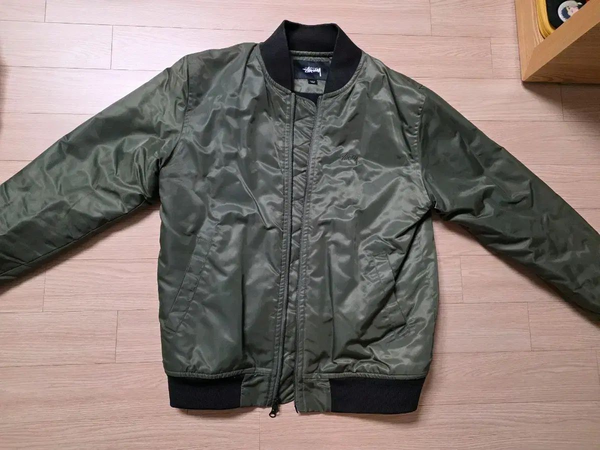 STUSSY ブルゾン ジャケット M ミリタリーグリーン