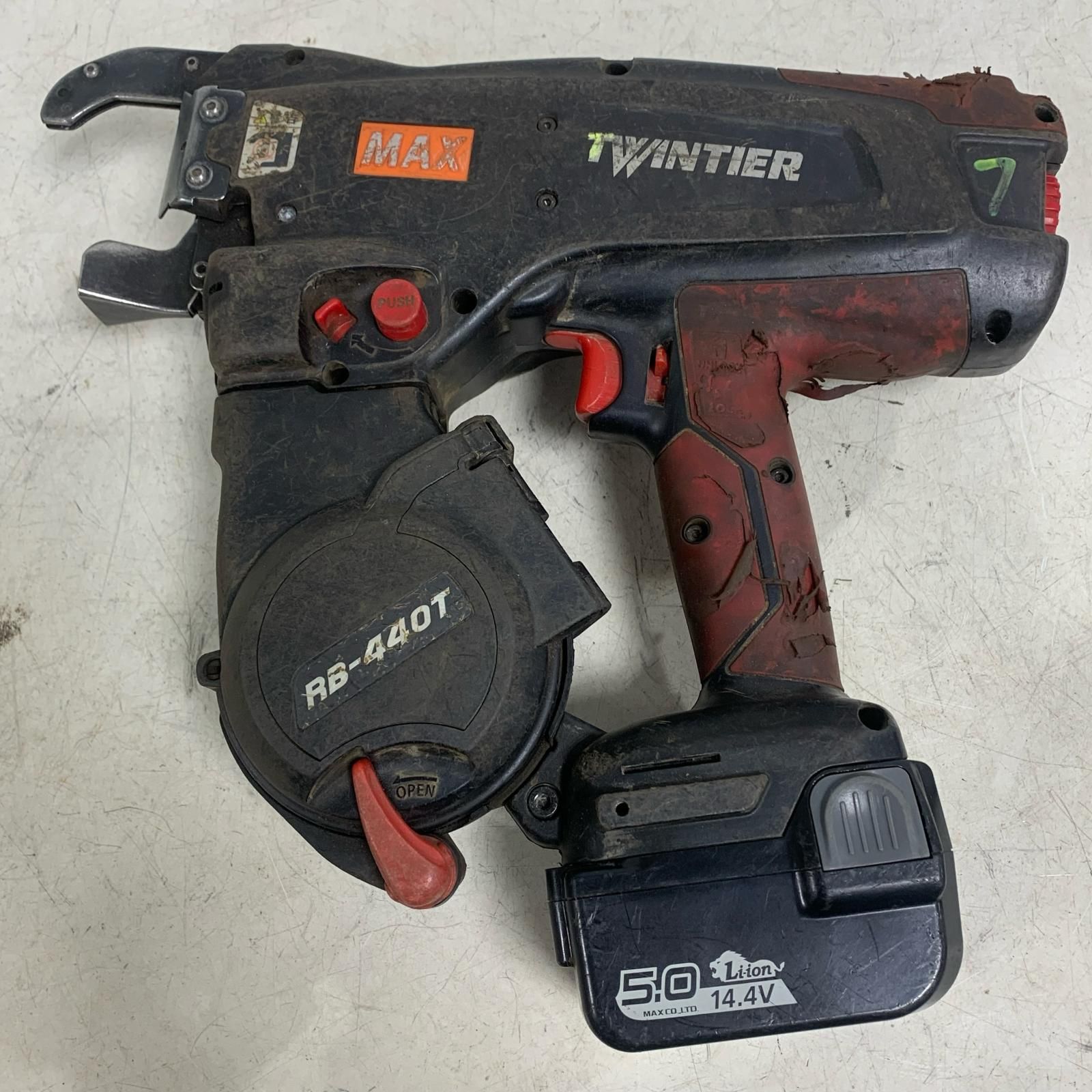 ♭♭MAX マックス リバータイア 鉄筋結束機 充電器 充電池 ケース付 RB-440 T