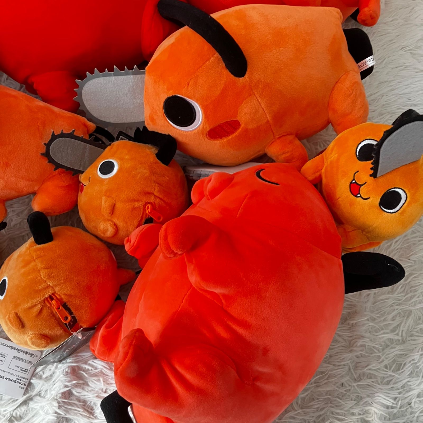 チェンソーマン ぬいぐるみ マキマ ポチタ デンジ まとめ売り デンジ、ポチタ、マキマのキュートなBIGぬいぐるみも!?『チェンソー