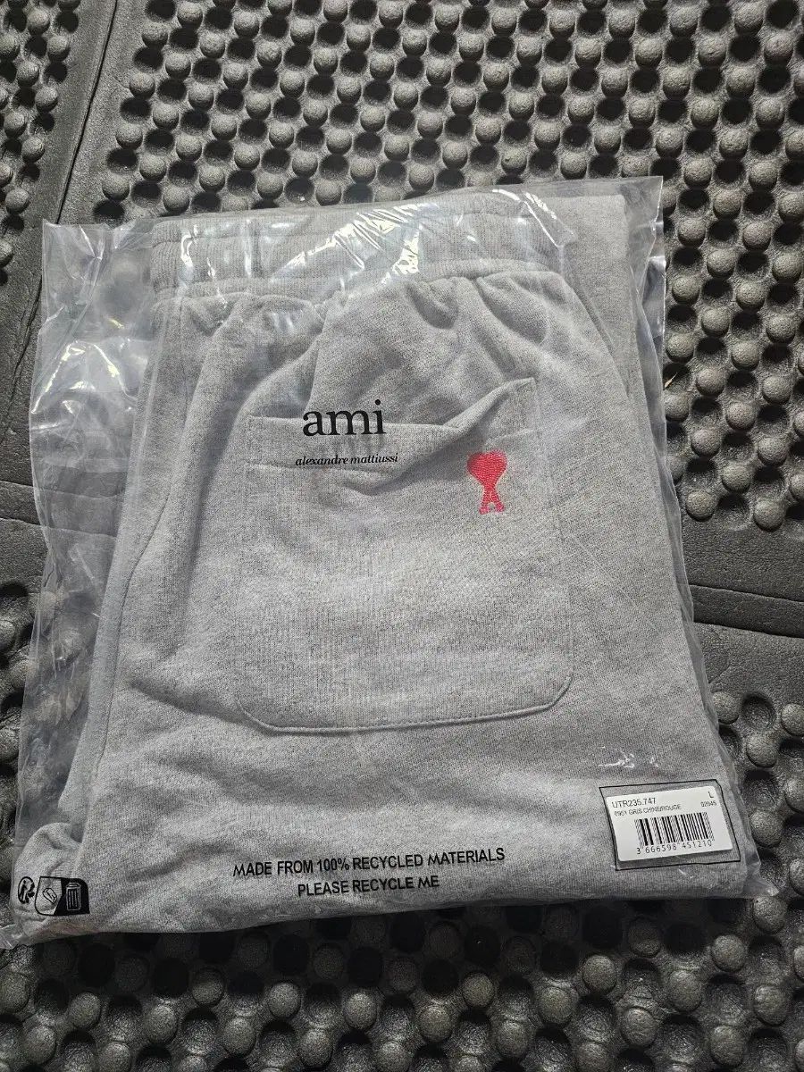 アミ スモール ハート ロゴ トレーナー ズボン グレー L