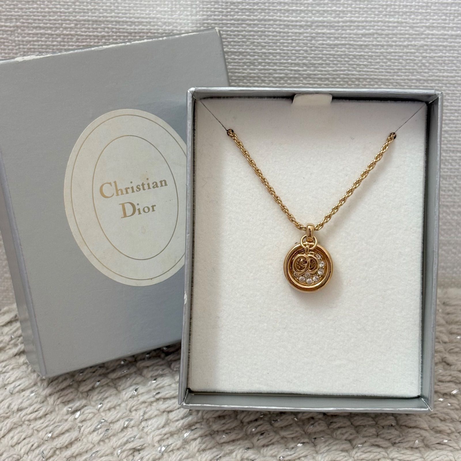 箱付き】【未使用品】クリスチャンディオール ネックレス CDロゴ 丸型