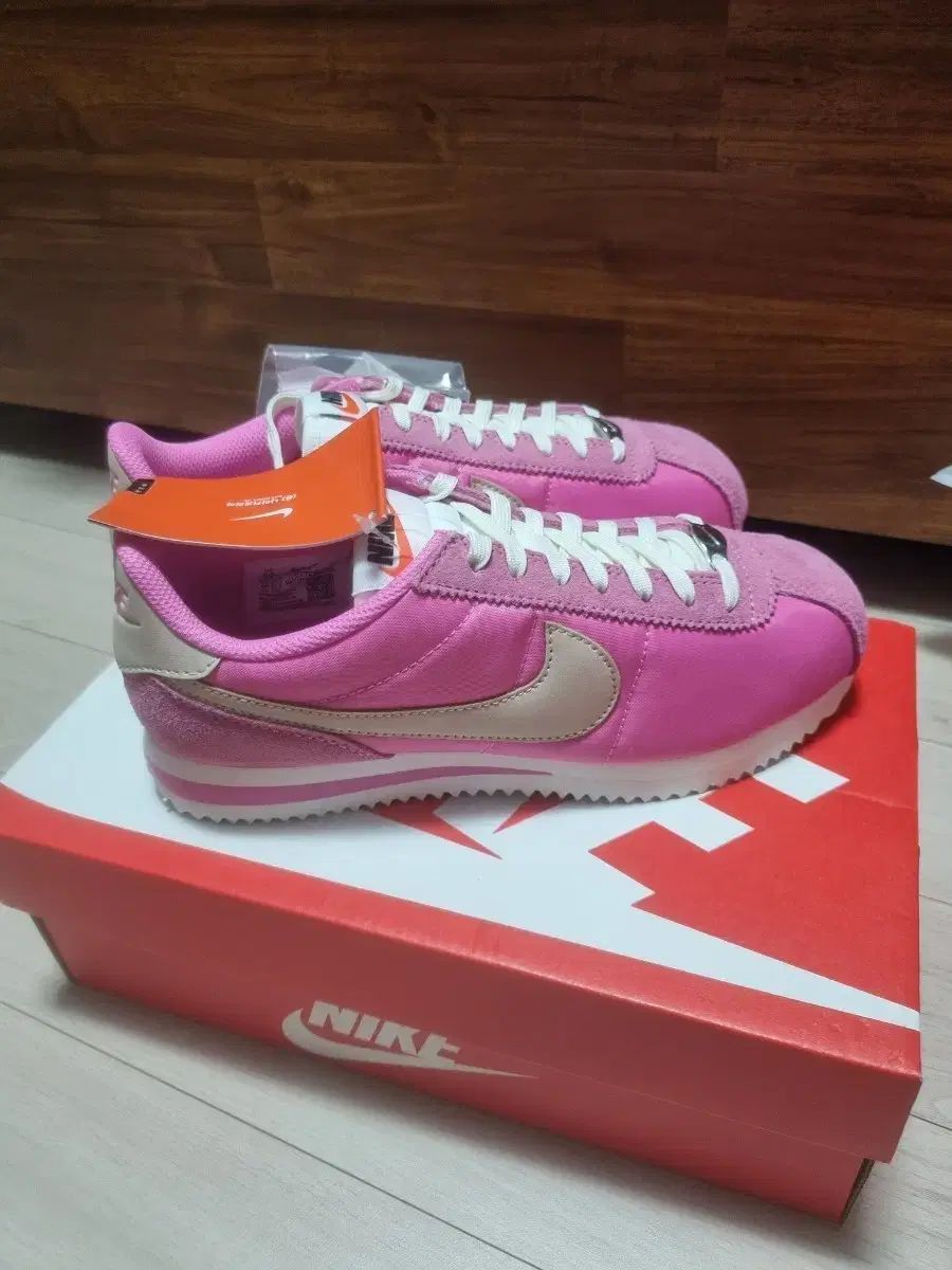 ♥ NIKE ナイキ コルテッツ スニーカー 235