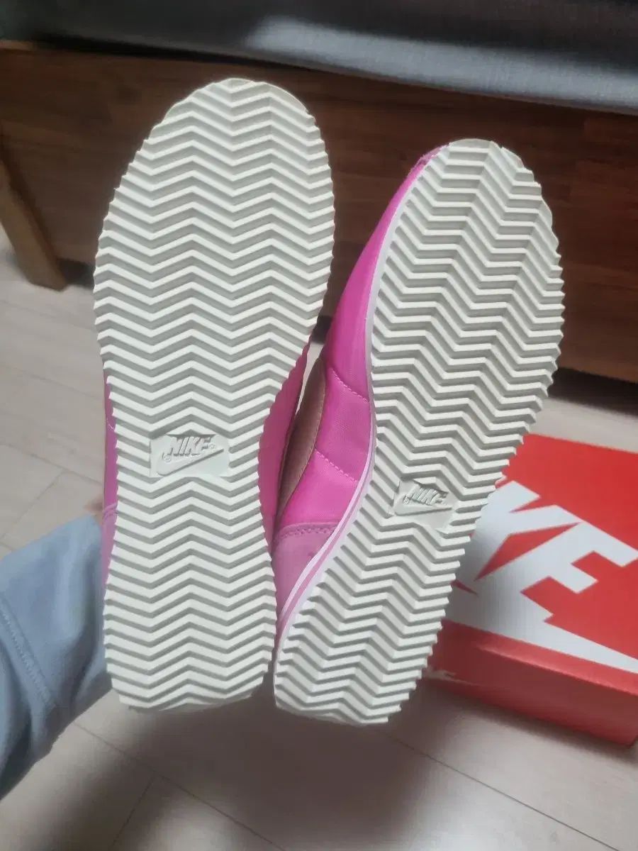 NIKE ナイキ コルテッツ スニーカー 235