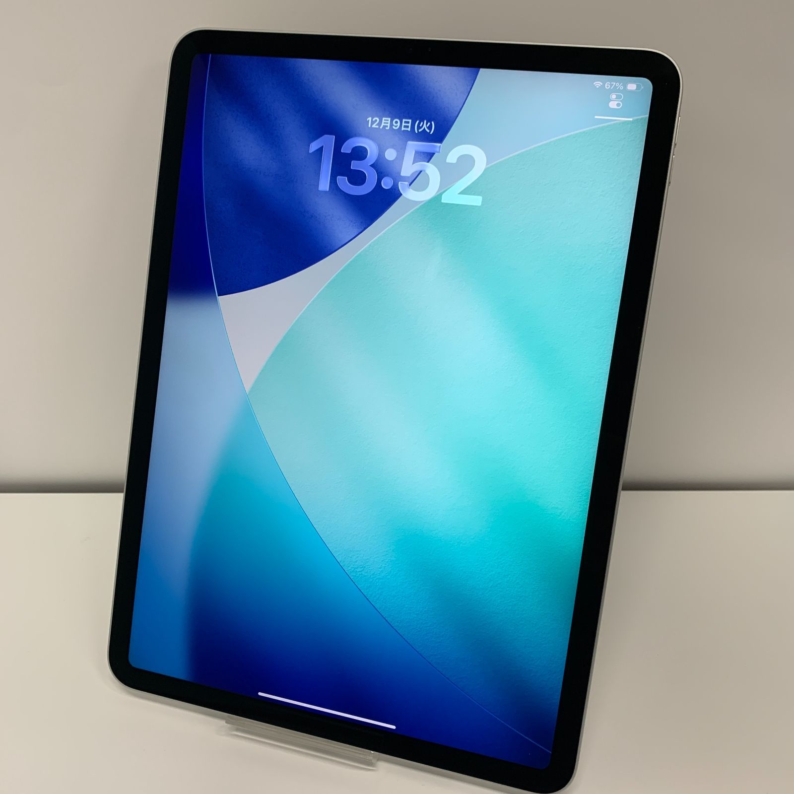 iPad Pro 11 第3世代 Wi-Fi 128 GB シルバー A 2377 86% No.S 396