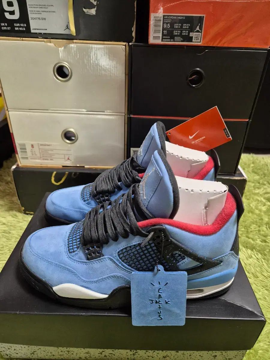 ジョーダン4 トラヴィス スコット レトロ カクタス ジャック