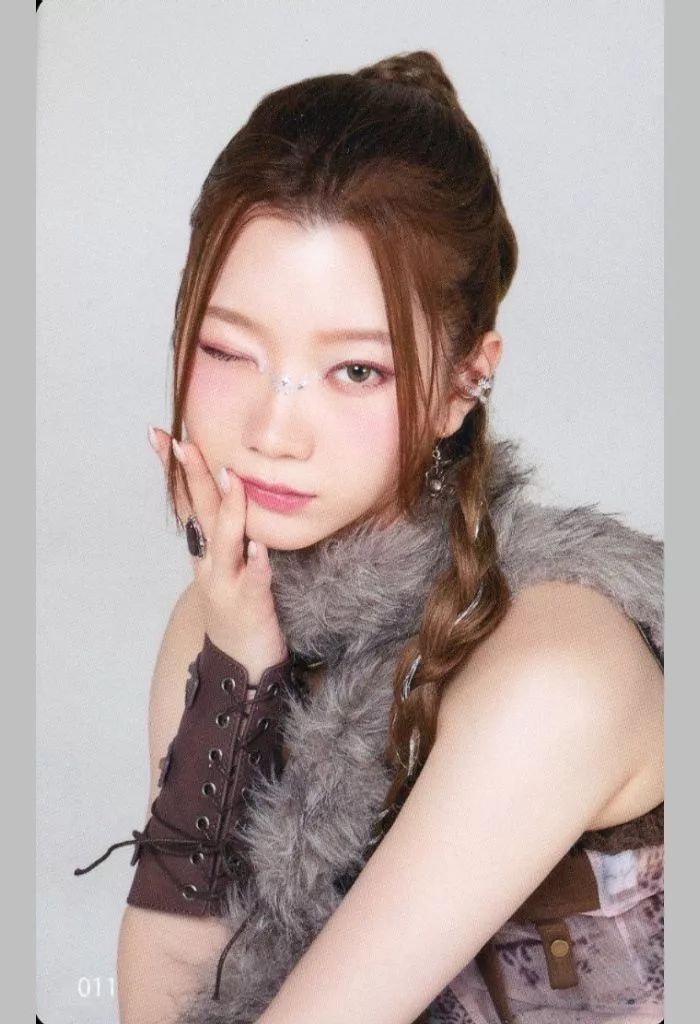 中古】コレクションカード(女性) 011：IS：SUE/RINO(坂口梨乃