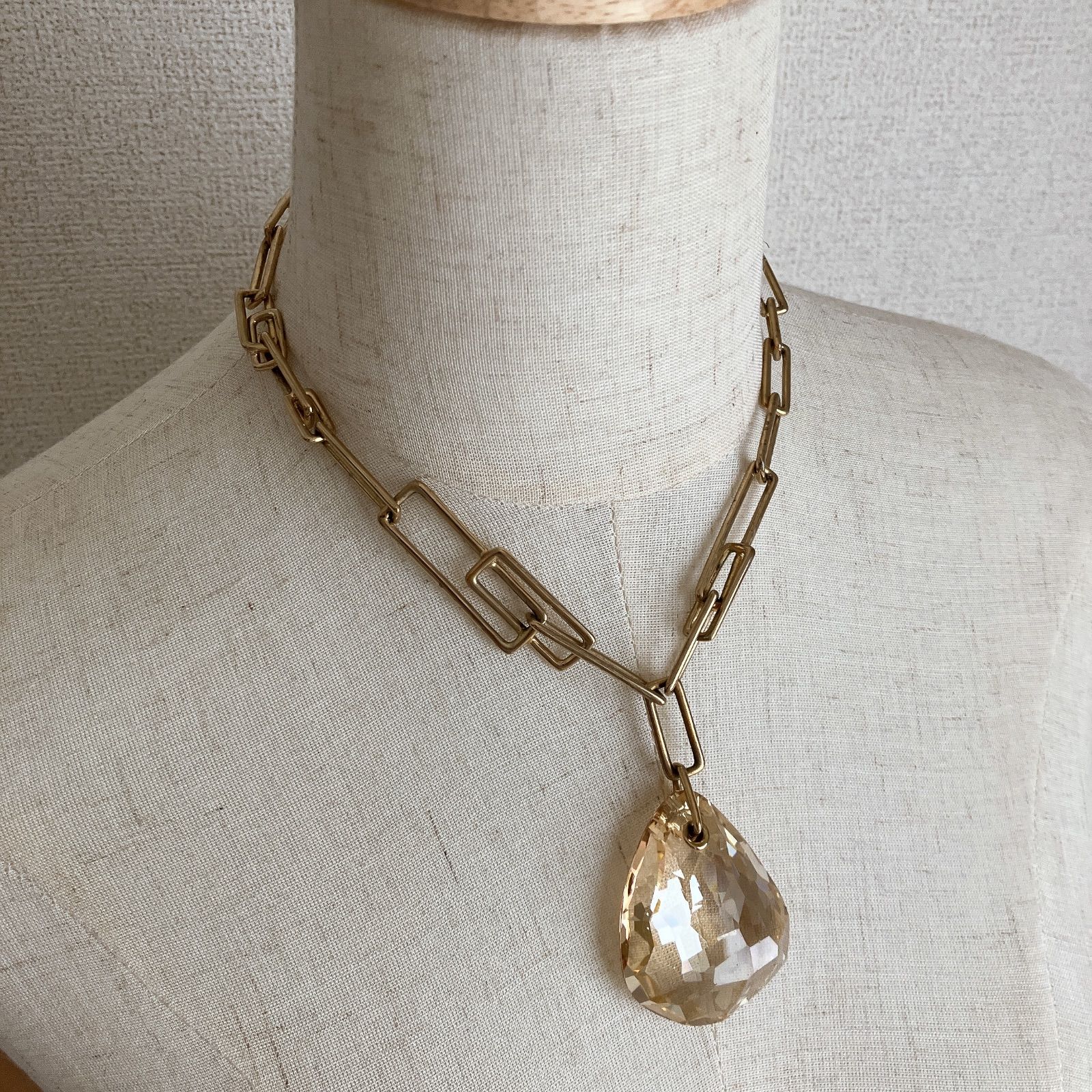 SWAROVSKI スワロフスキー クリスタル チョーカー - メルカリ