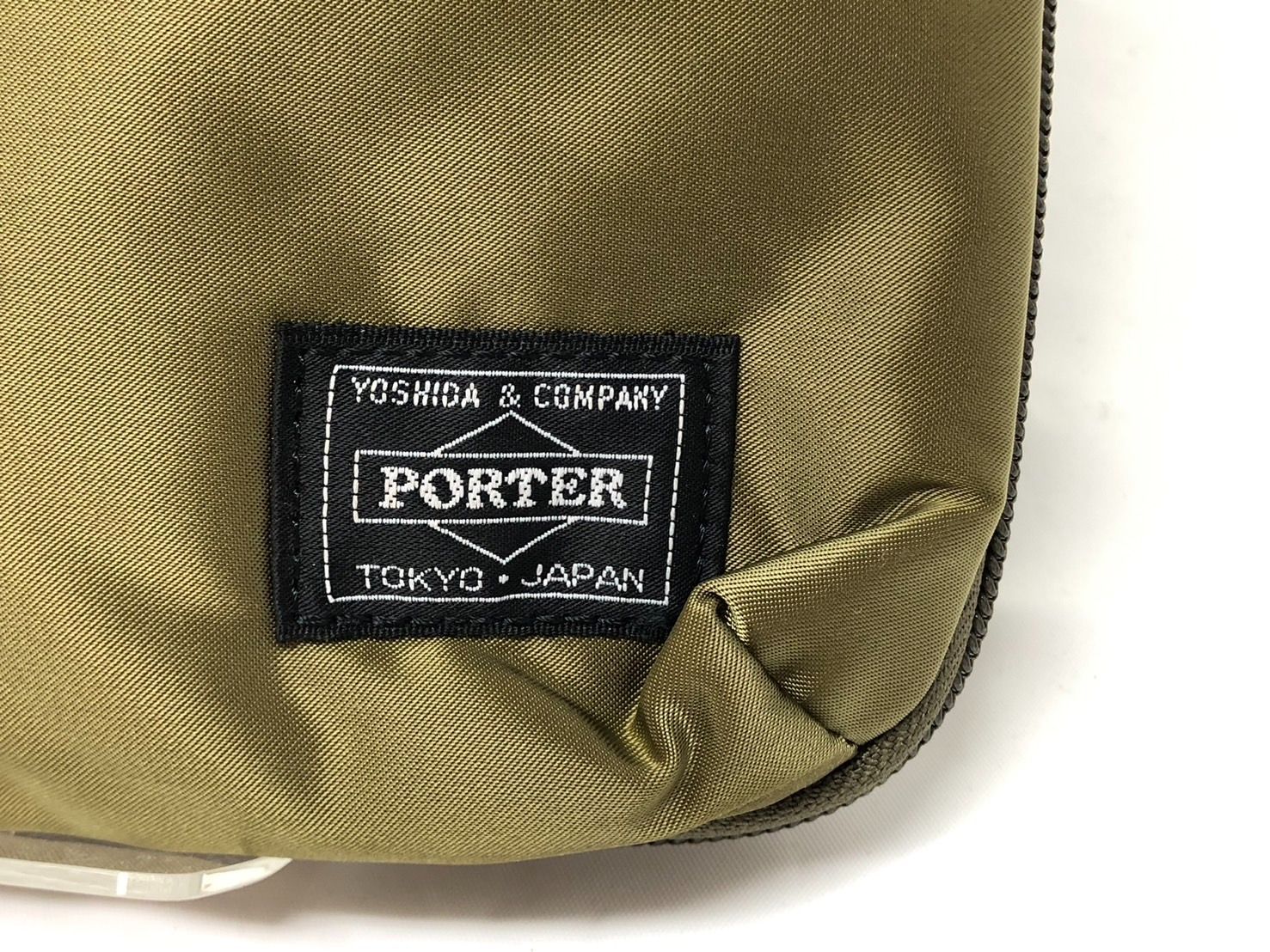 ショルダー付き