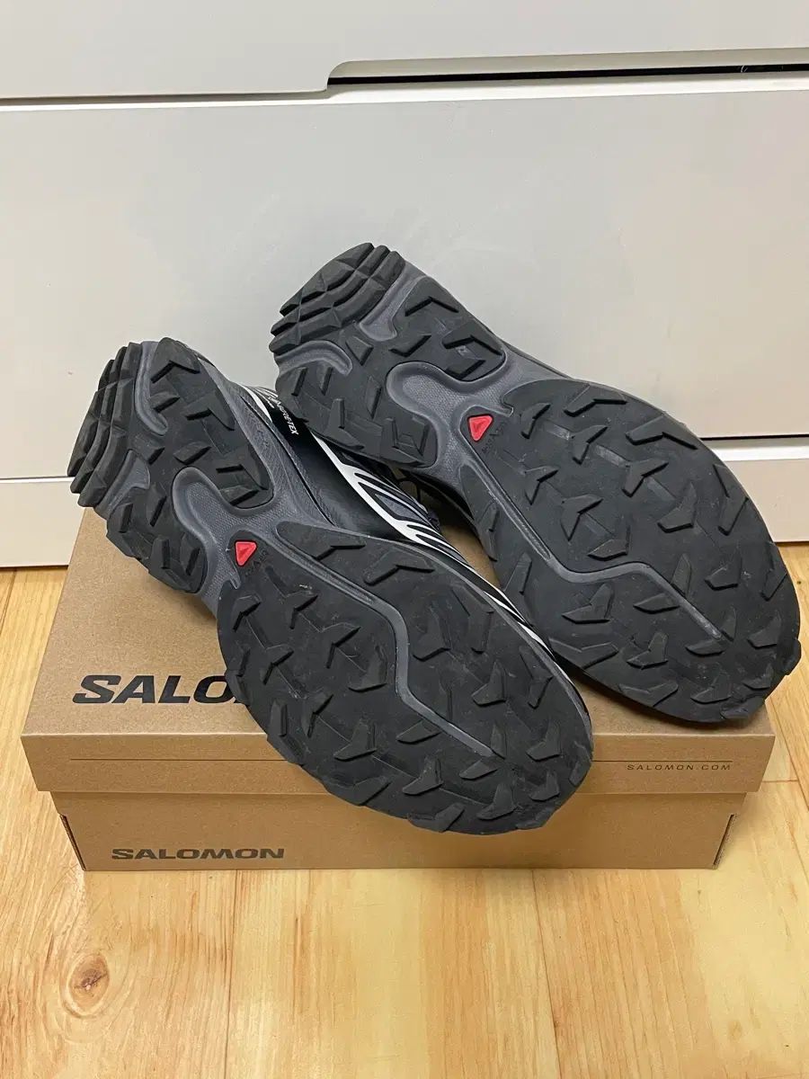  SALOMON サロモン XT 6 GTX ブラックエボニー 登山靴 トレッキングシューズ アウトドアシューズ