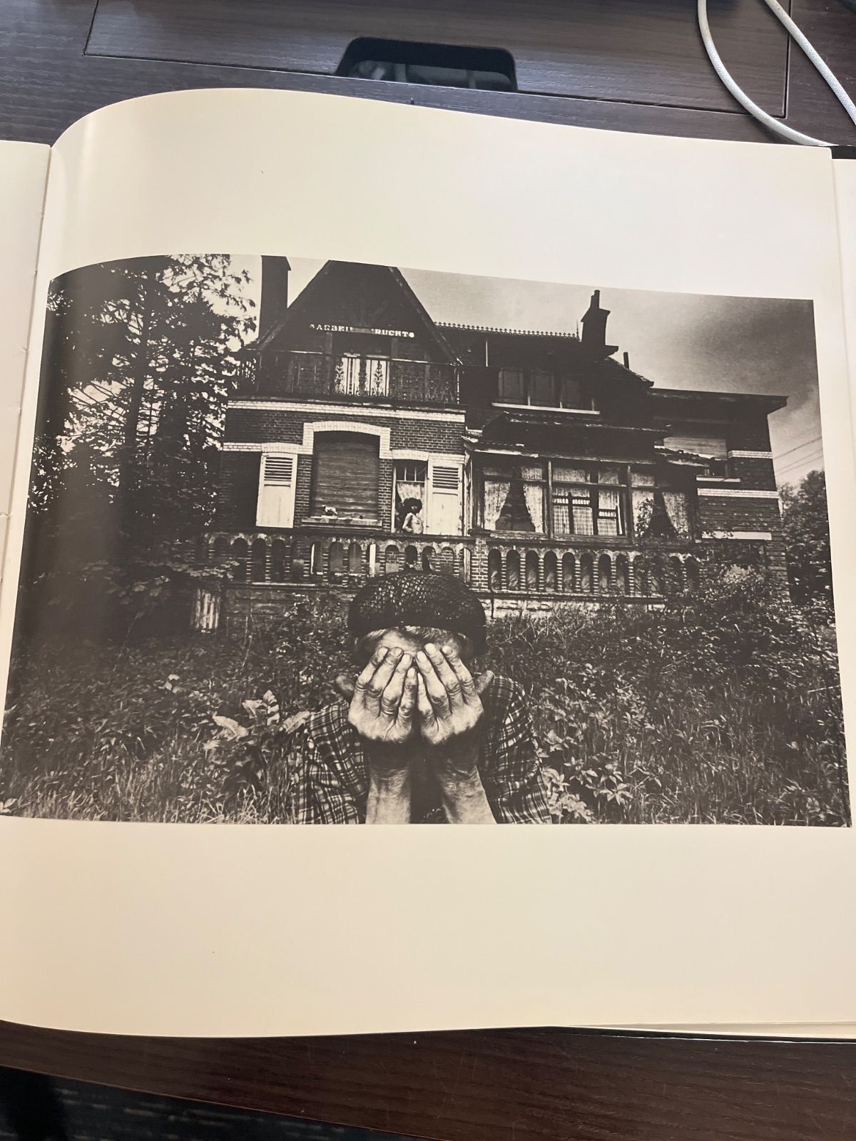 Entre Chien et Loup カレル・フォンティーヌ 写真集 【公式通販】