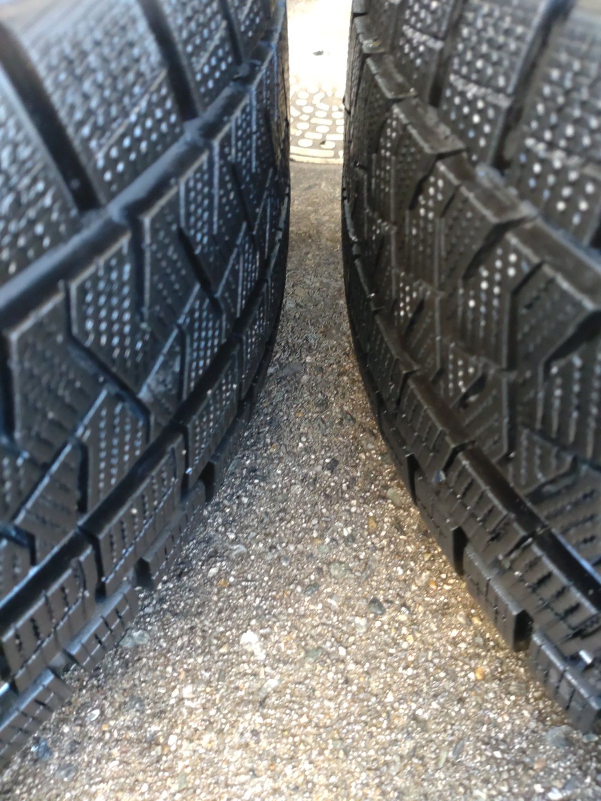  VW フォルクスワーゲン トゥーラン 社外 ユーロデザイン 16 6 5 J 45 PCD 112 H ＆ピレリ ICE 205 60 R 4本 16インチ タイヤ ホイールセット