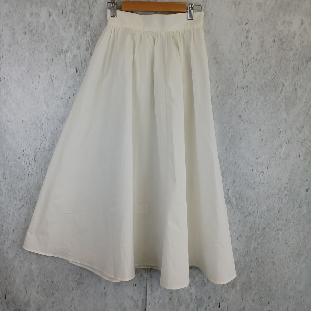 ANNA LUNA フレアロングスカート レディース ホワイト 後ろファスナー